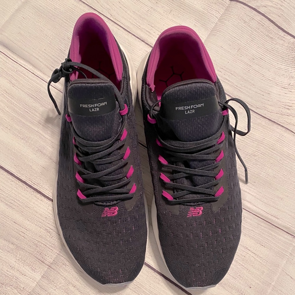 Women’s new balance running shoes
